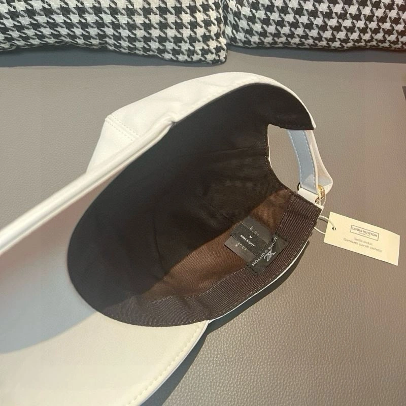 Louis Vuitton Caps Sustainable 261207