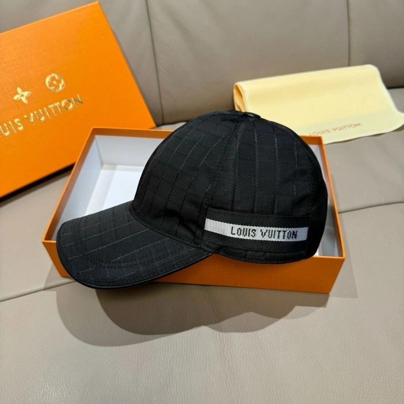Louis Vuitton Caps UrbanChic 261205