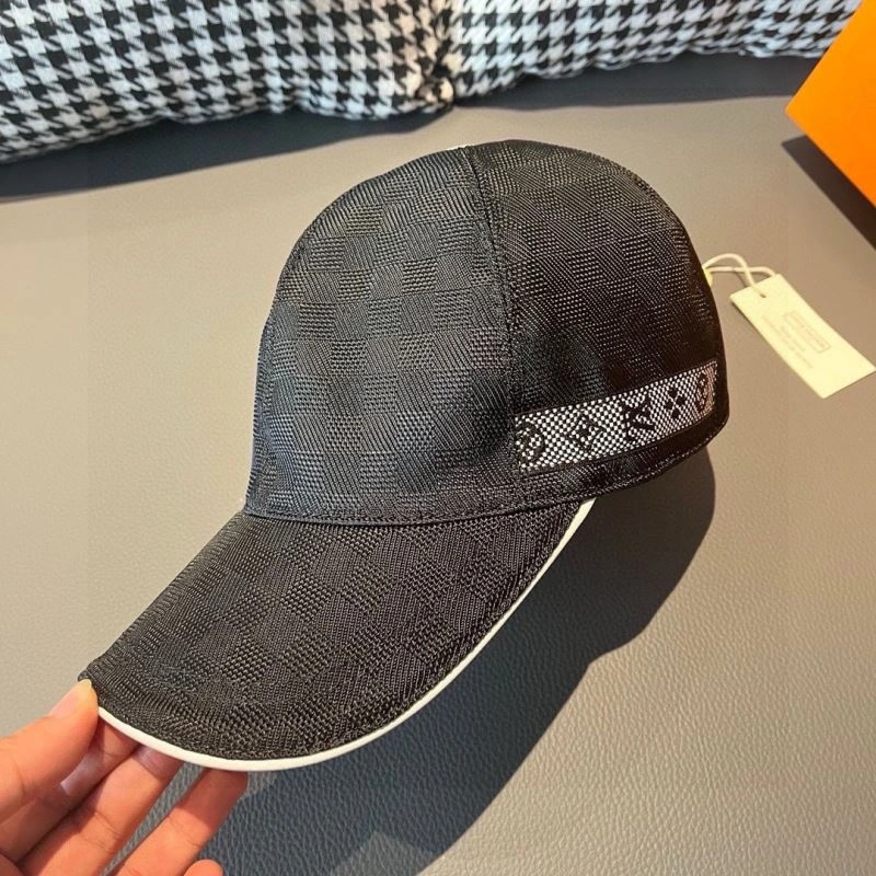 TechFriendly Louis Vuitton Caps 261196