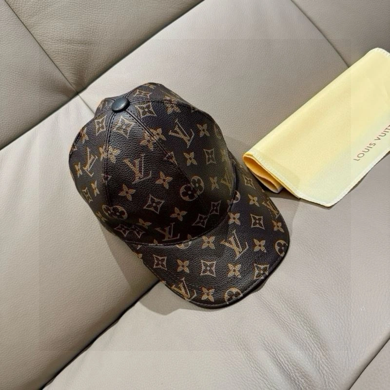 Louis Vuitton Caps Supportive 261202