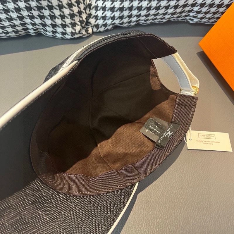 Louis Vuitton Caps EyeCatching 261197