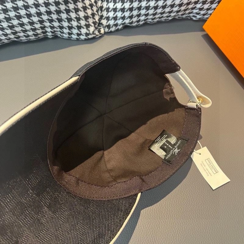 SmoothTexture Louis Vuitton Caps 261195