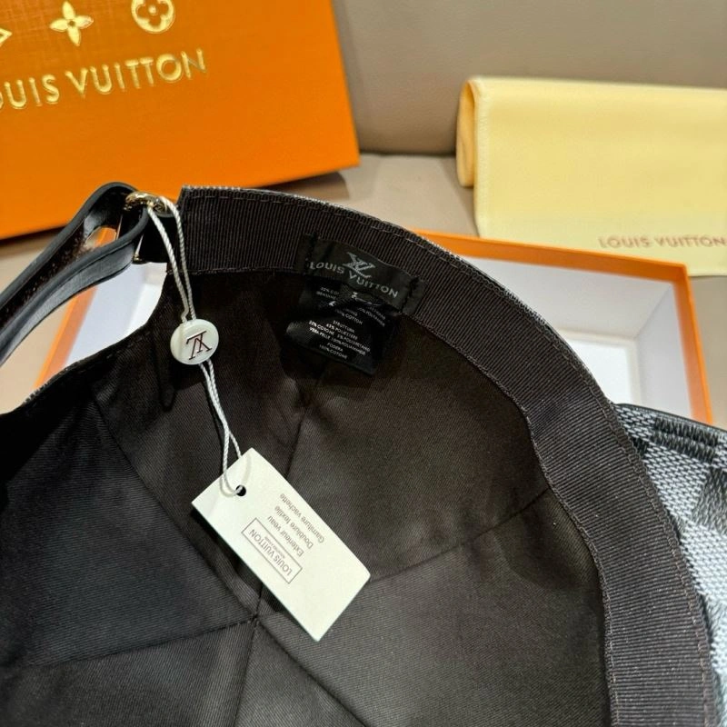 Refined Louis Vuitton Caps 261220