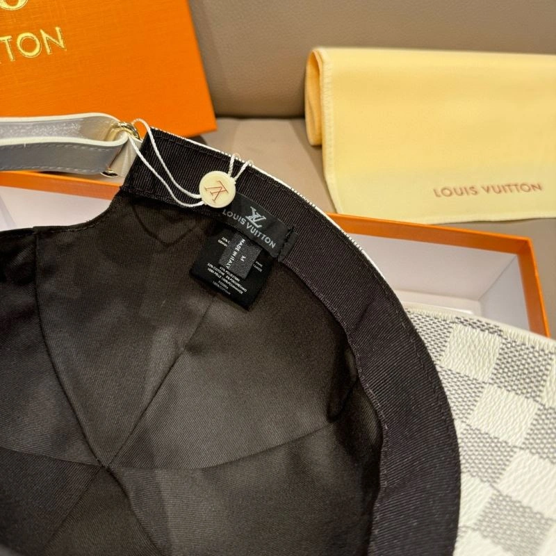 Resilient Louis Vuitton Caps 261221