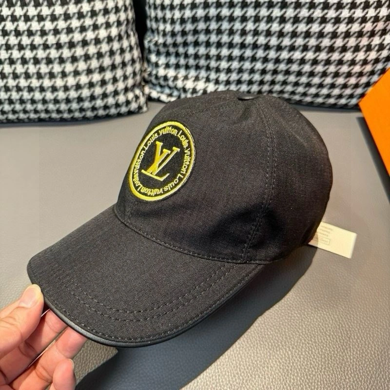 Louis Vuitton Caps Versatile 261217