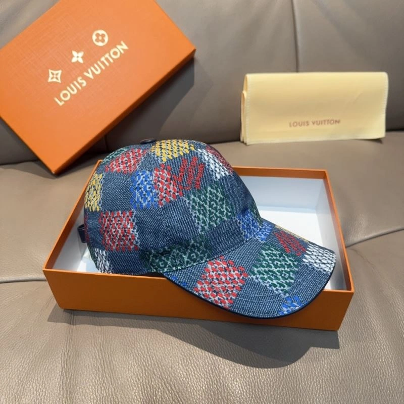 Sleek Louis Vuitton Caps 261211