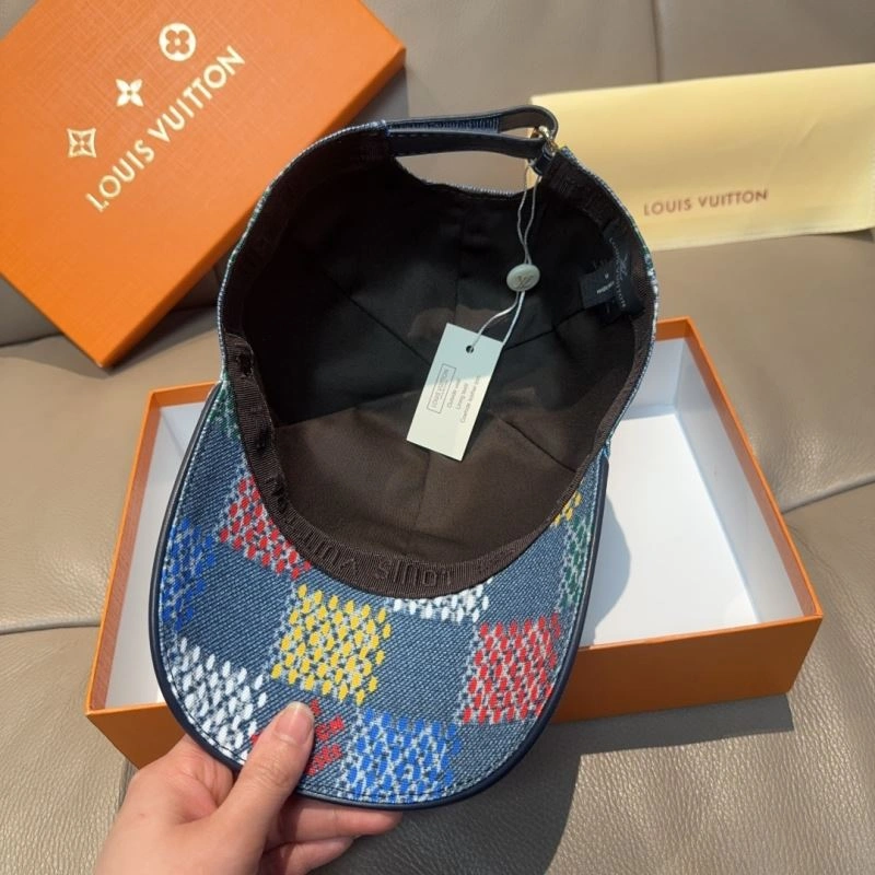Sleek Louis Vuitton Caps 261211