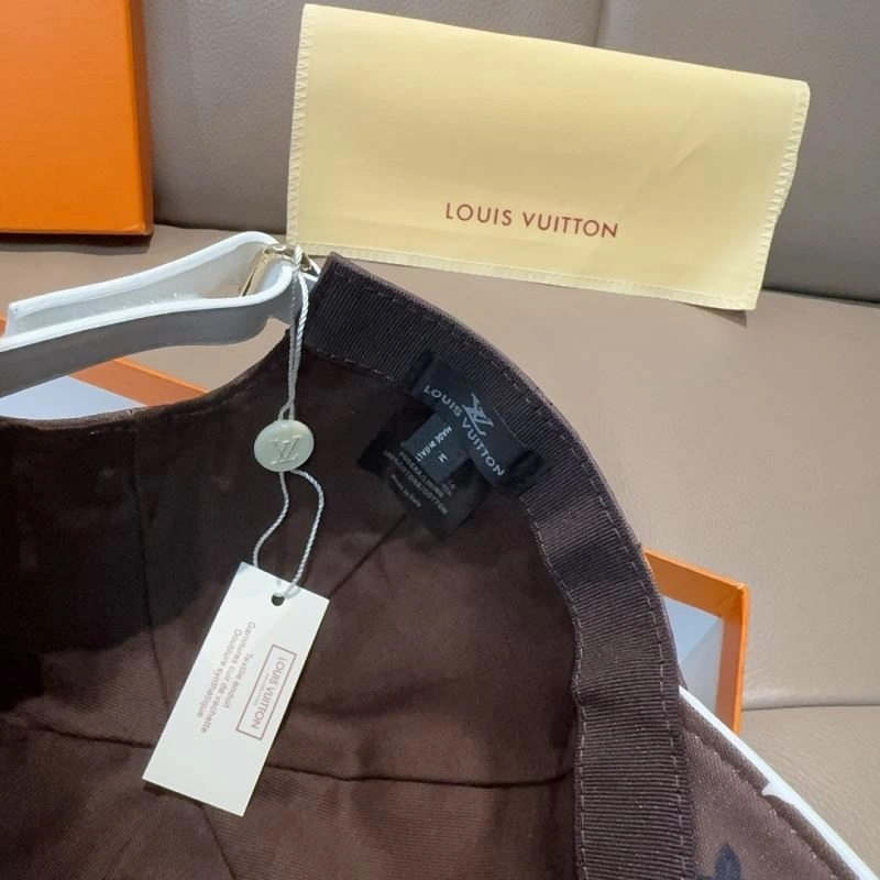 Packable Louis Vuitton Caps 261210