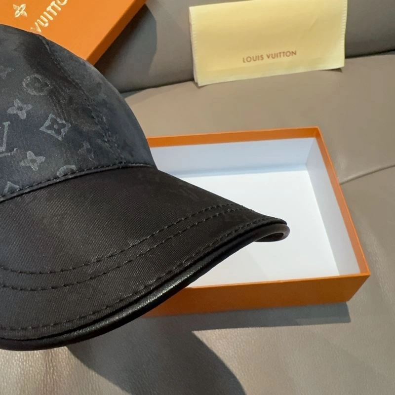 Resilient Louis Vuitton Caps 261190