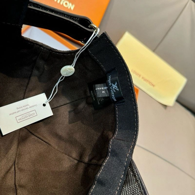 Louis Vuitton Caps WeatherProof 261188