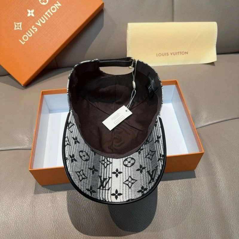 Breathable Louis Vuitton Caps 261184
