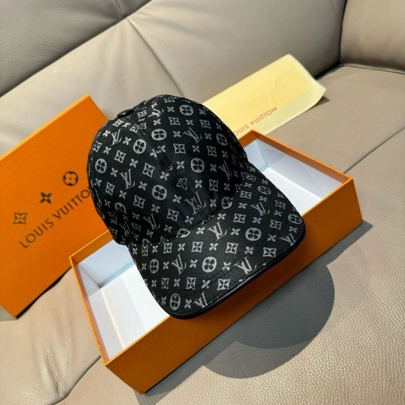 Bold Louis Vuitton Caps 261183