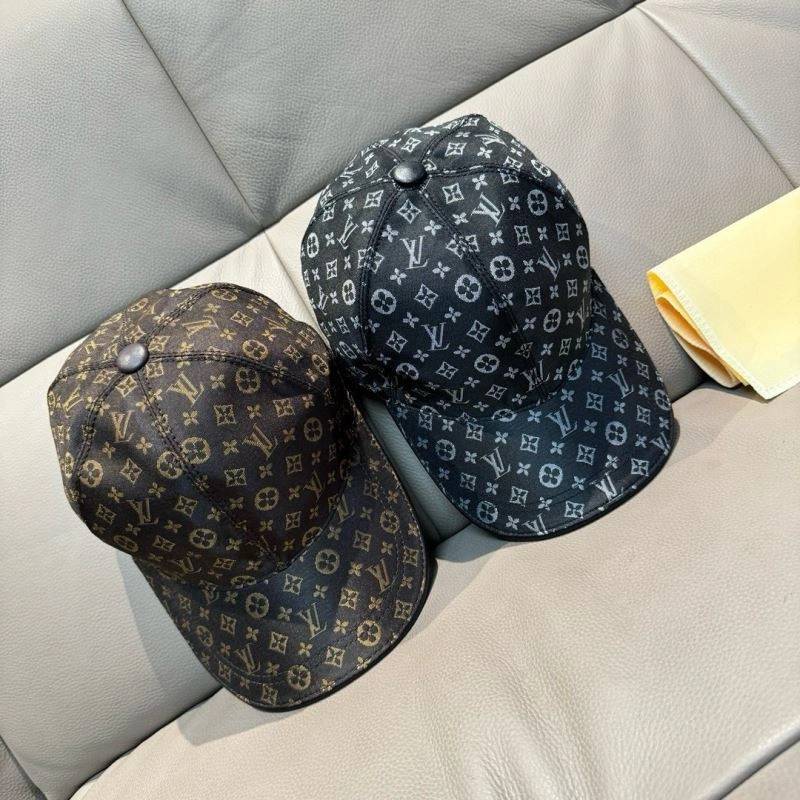 Bold Louis Vuitton Caps 261183