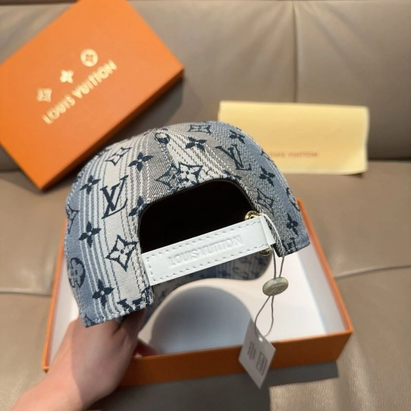SoftTouch Louis Vuitton Caps 261182