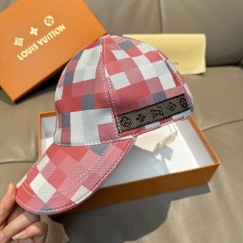 Louis Vuitton Caps Functional 261178