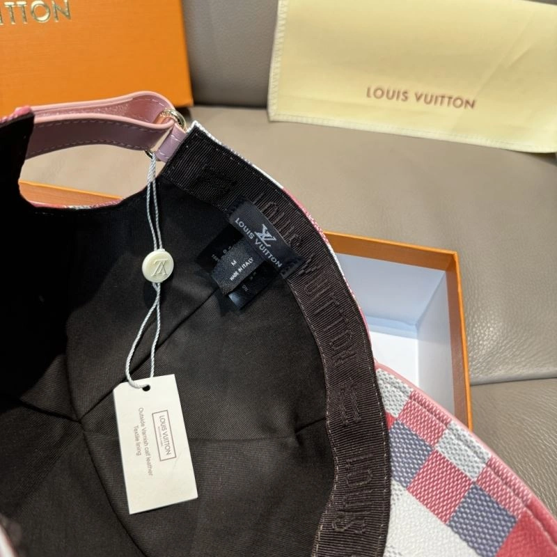 Louis Vuitton Caps Functional 261178