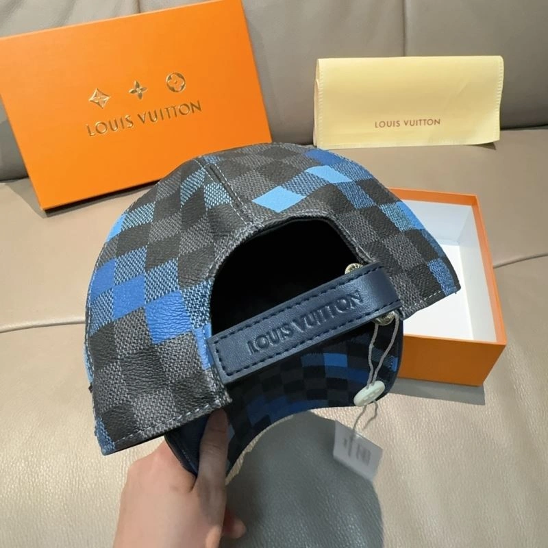 Louis Vuitton Caps Durable 261156