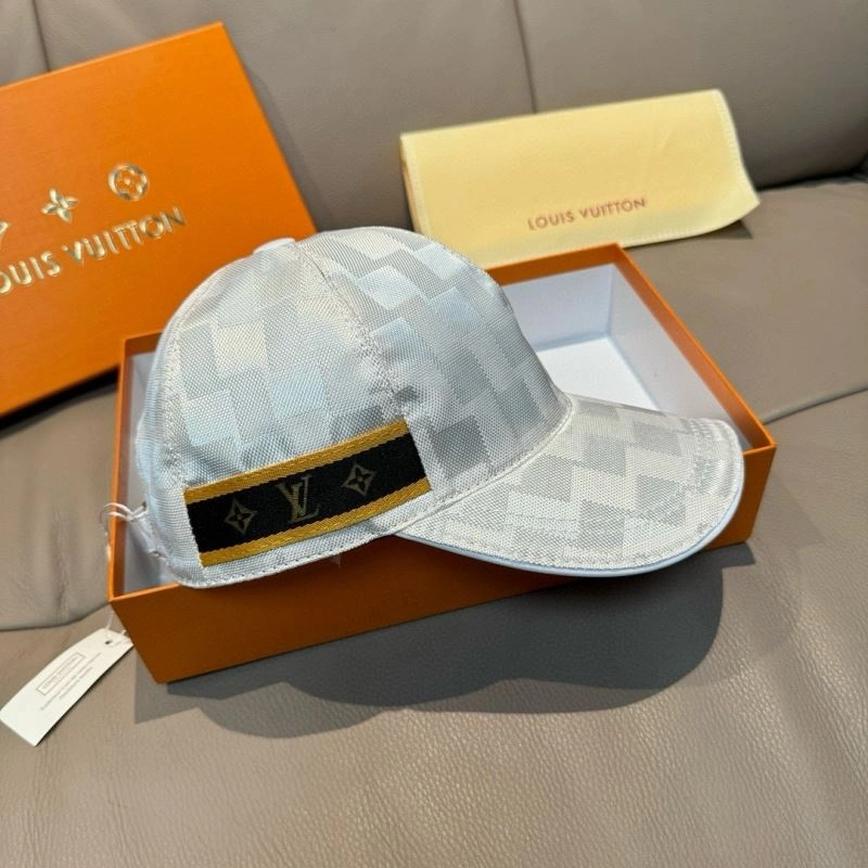 Louis Vuitton Caps Supportive 261170