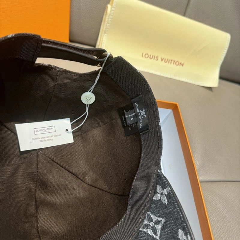 Louis Vuitton Caps TimelessDesign 261172
