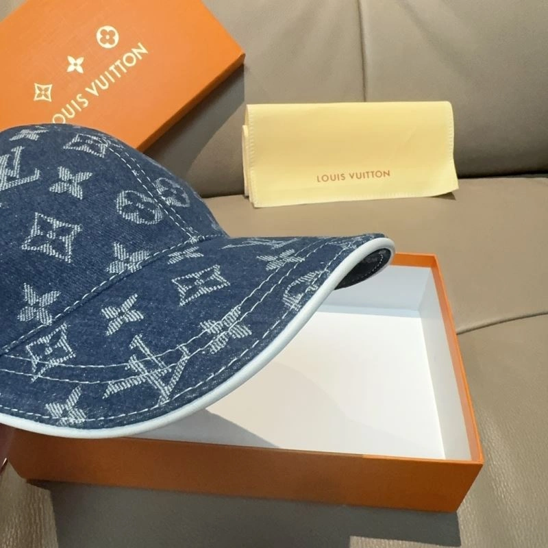 Louis Vuitton Caps Neat 261163