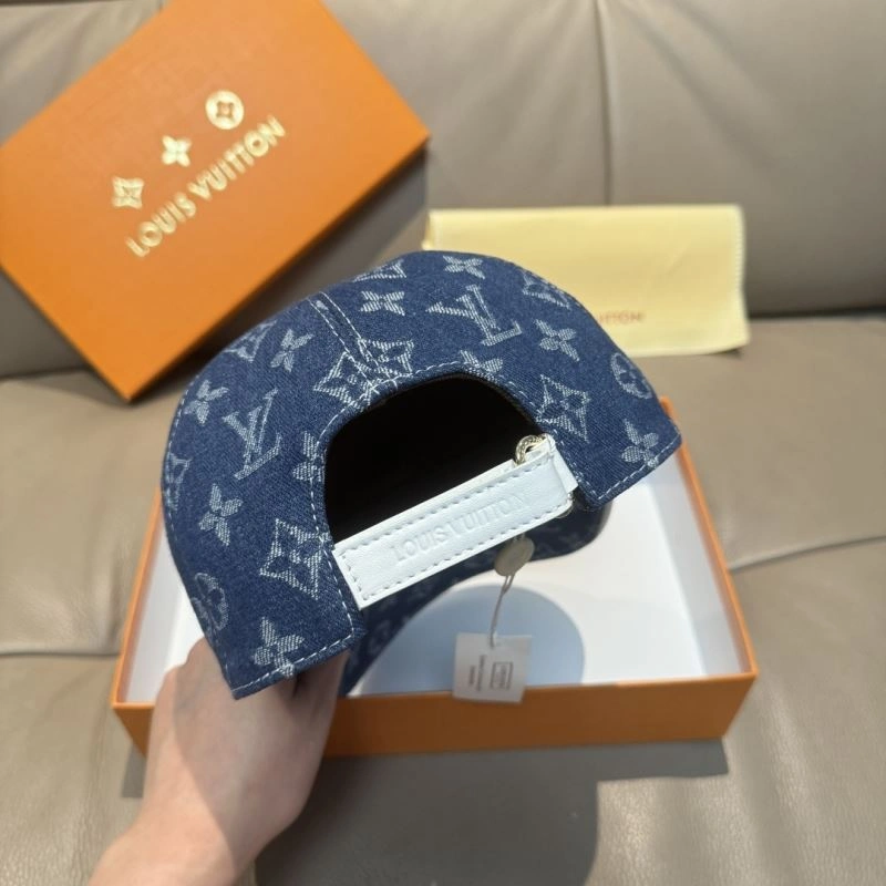 Louis Vuitton Caps Neat 261163