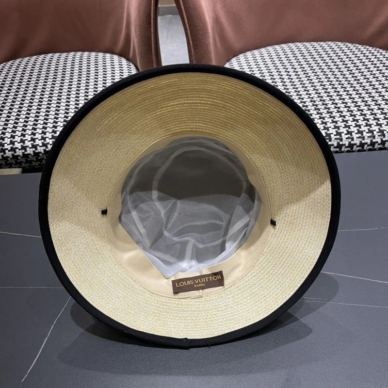 Louis Vuitton Caps Refined 258269