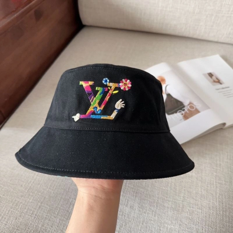 Bold Louis Vuitton Caps 258248