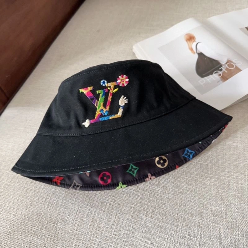 Bold Louis Vuitton Caps 258248