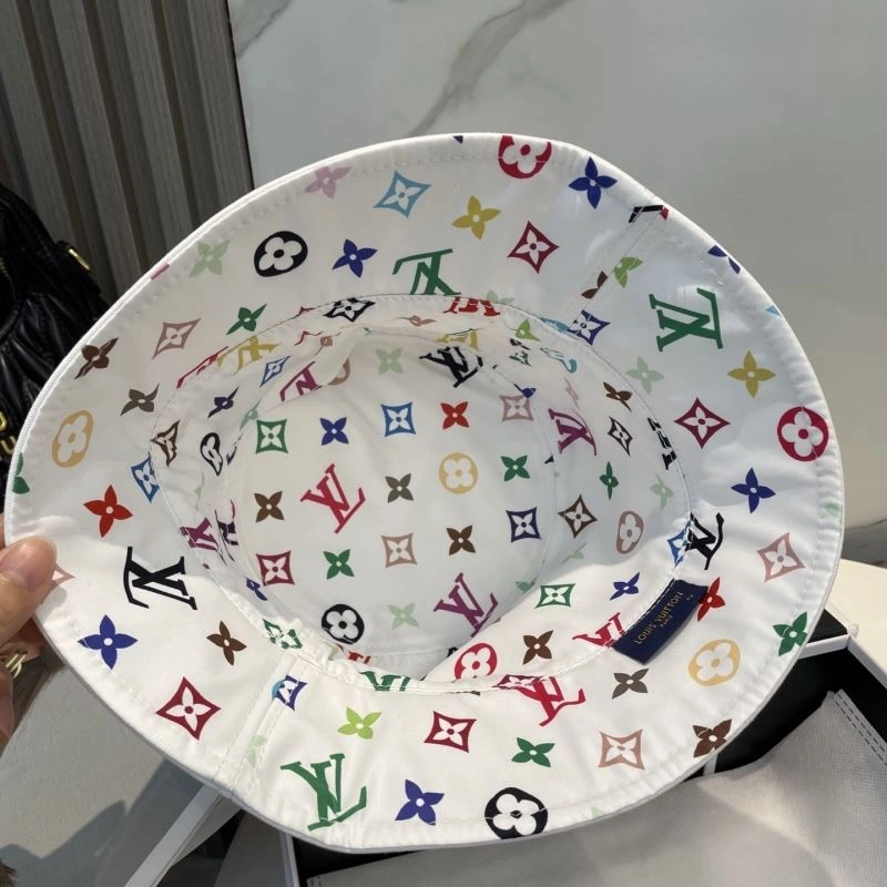 Louis Vuitton Caps Youthful 258266
