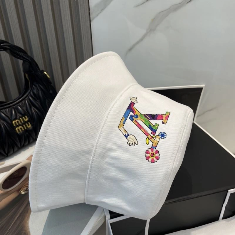 Louis Vuitton Caps Youthful 258266