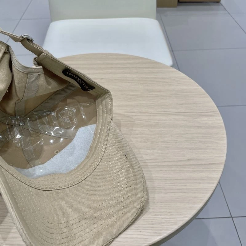 Louis Vuitton Caps SmoothTexture 258252