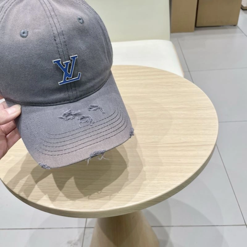 Louis Vuitton Caps Timeless 258245