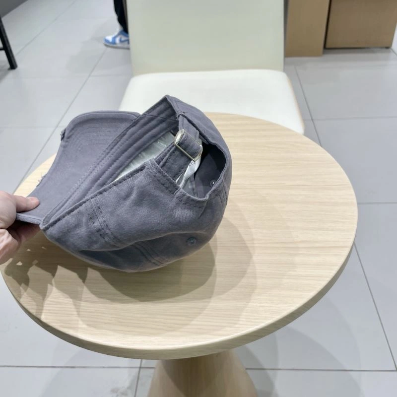 Louis Vuitton Caps Timeless 258245