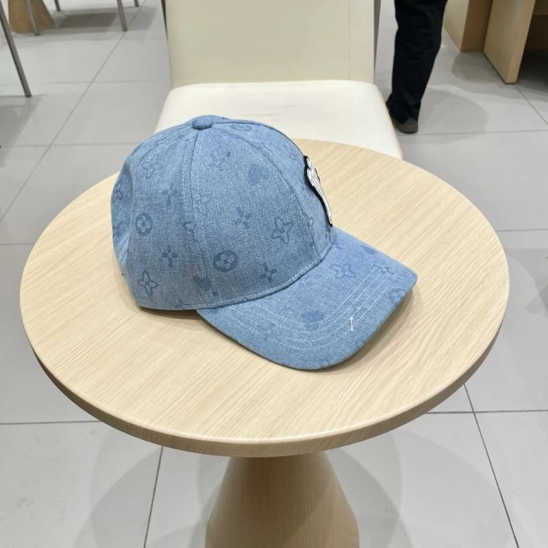 Louis Vuitton Caps Unisex 258240