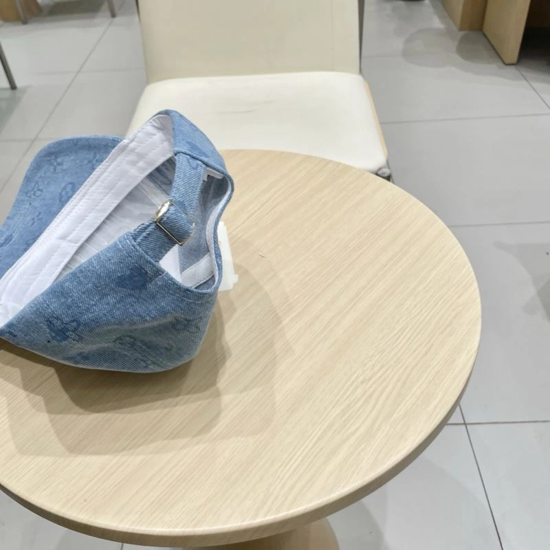 Louis Vuitton Caps Unisex 258240