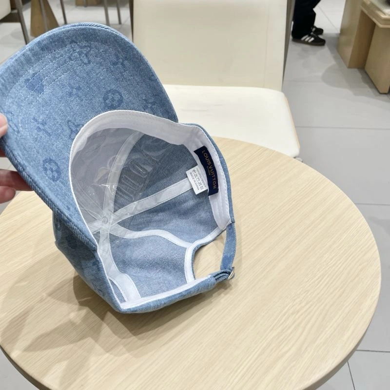Louis Vuitton Caps Unisex 258240