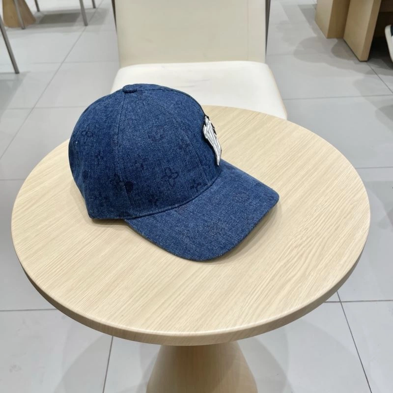 Louis Vuitton Caps Supportive 258241
