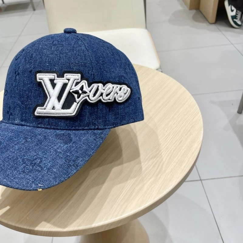 Louis Vuitton Caps Supportive 258241