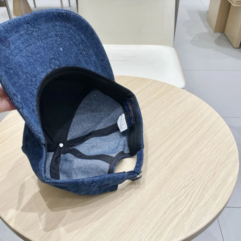 Louis Vuitton Caps Supportive 258241