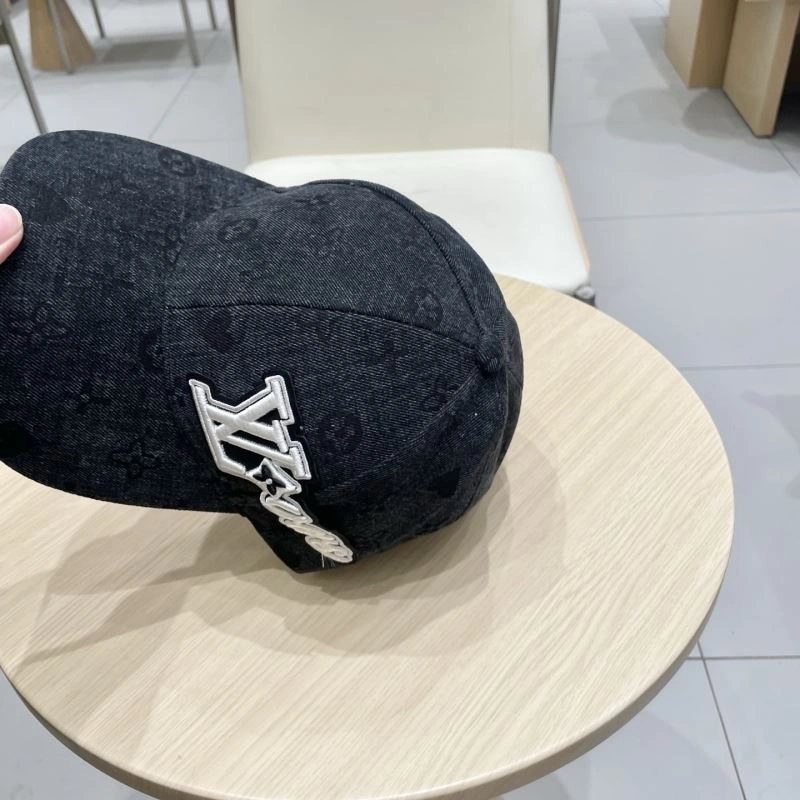 Louis Vuitton Caps Lightweight 258237