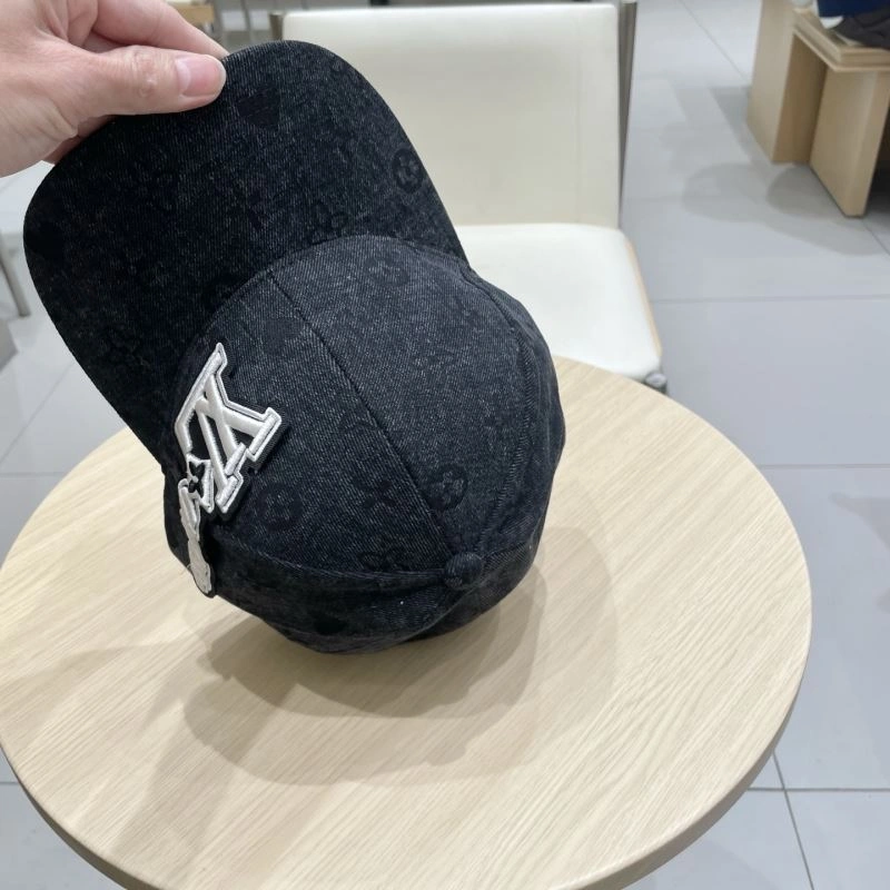 Louis Vuitton Caps Lightweight 258237