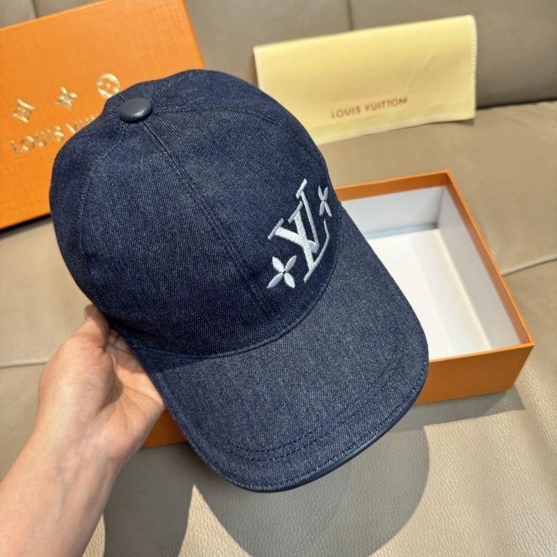 Louis Vuitton Caps Soft 258232