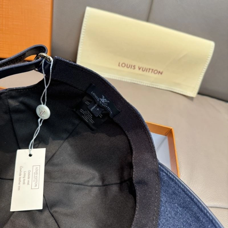 Louis Vuitton Caps Soft 258232