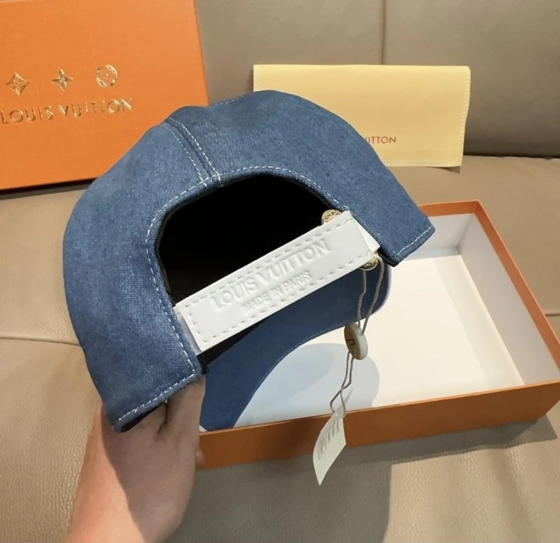 Louis Vuitton Caps Bold 258230