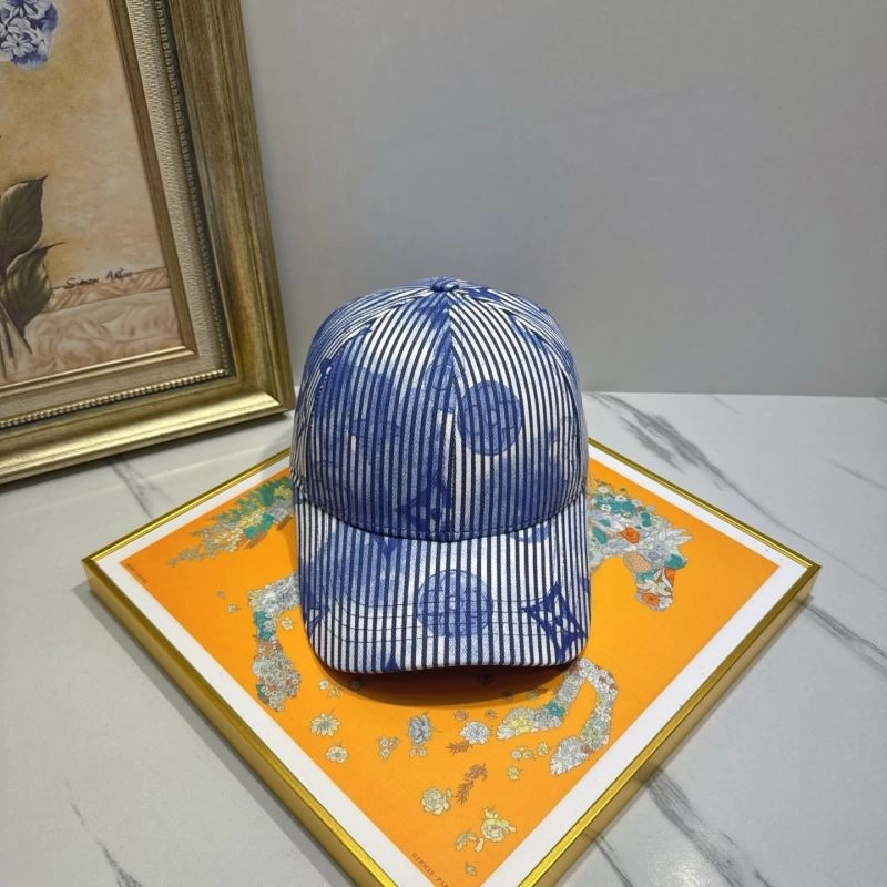 EyeCatching Louis Vuitton Caps 258204