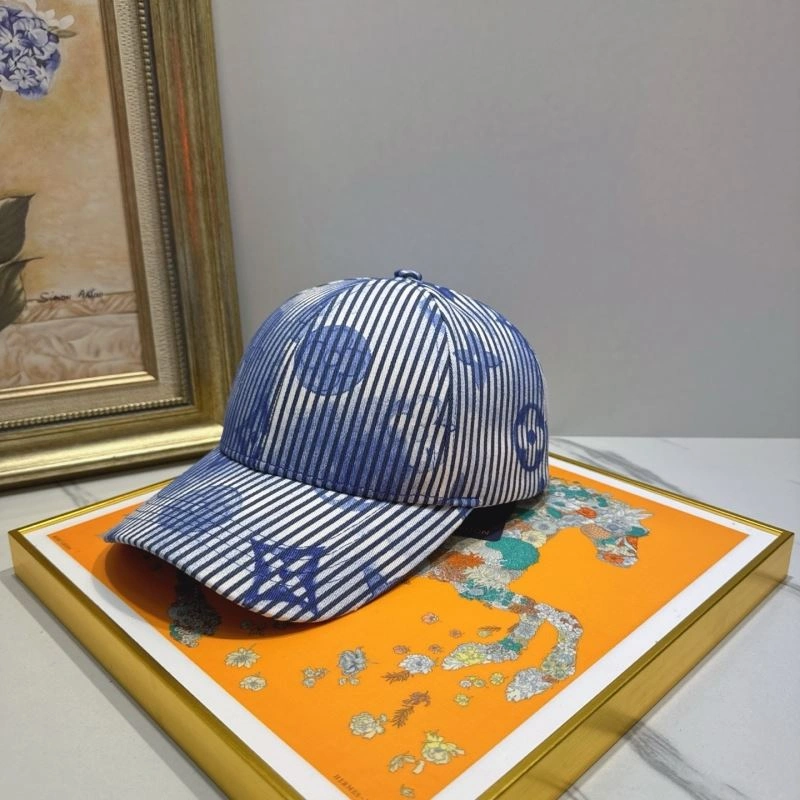 EyeCatching Louis Vuitton Caps 258204