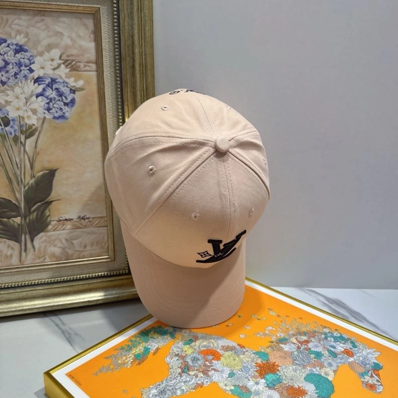 Sleek Louis Vuitton Caps 258227