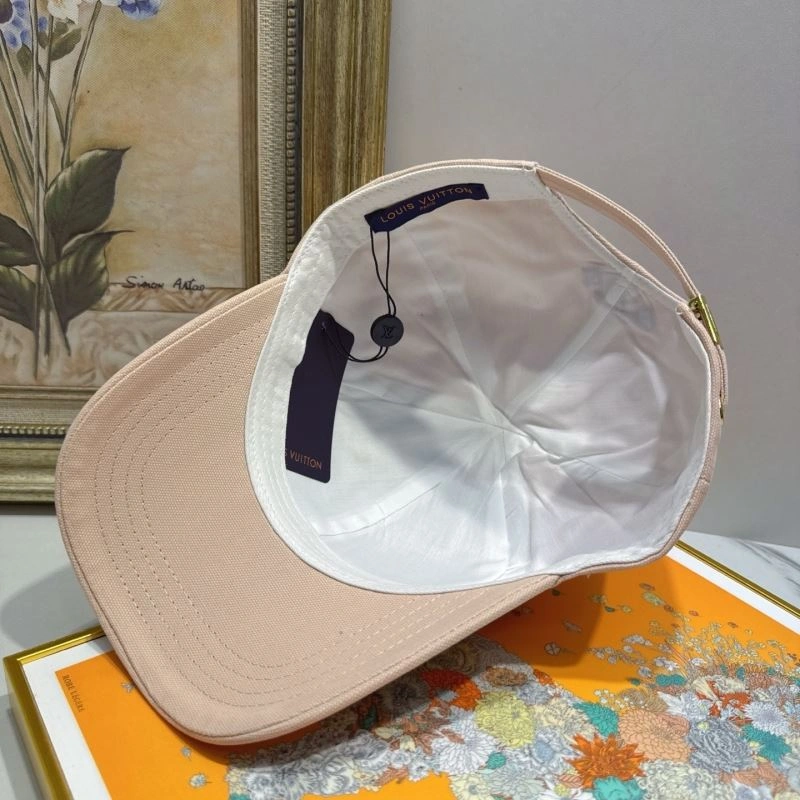 Sleek Louis Vuitton Caps 258227