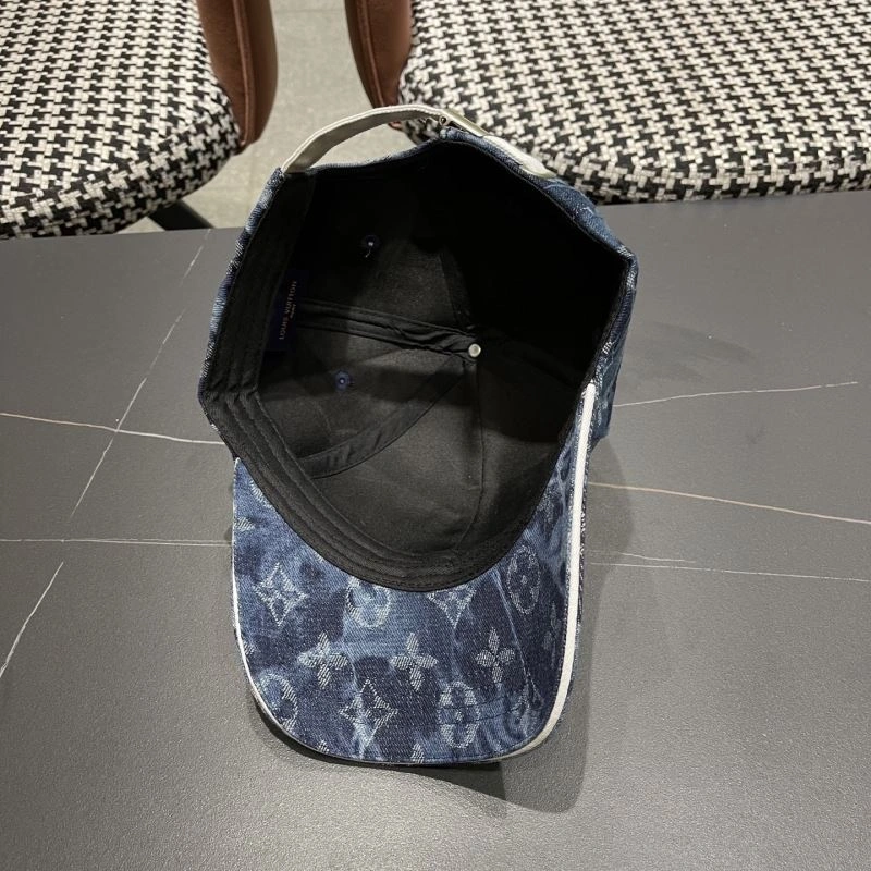 Colorful Louis Vuitton Caps 258224