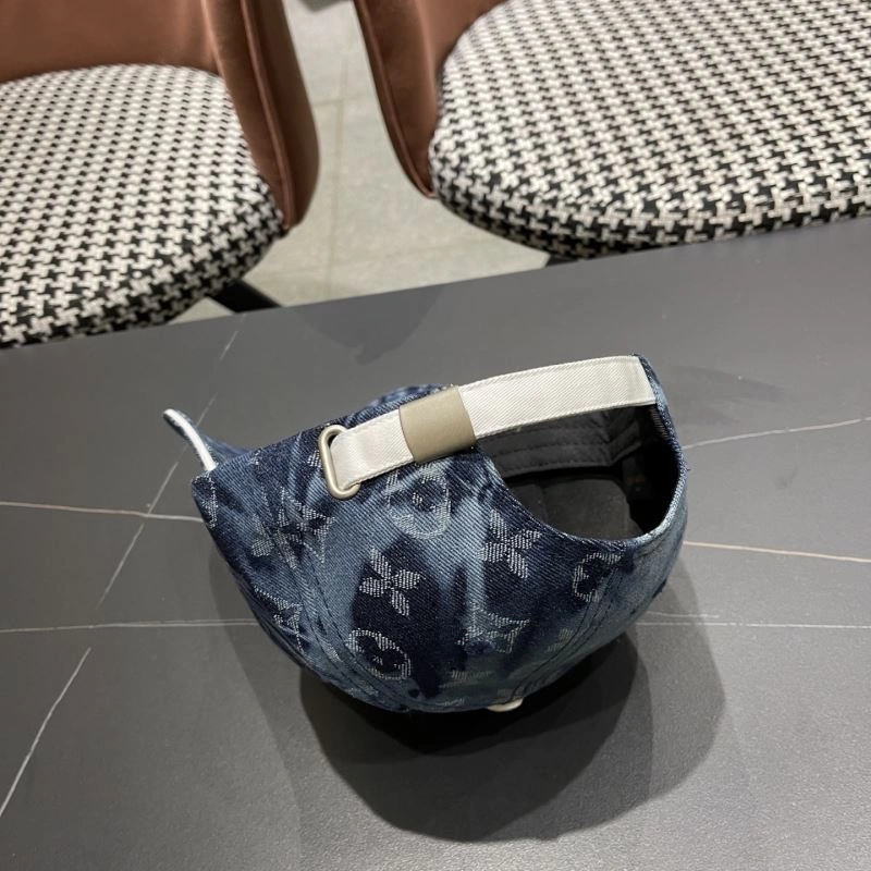 Colorful Louis Vuitton Caps 258224